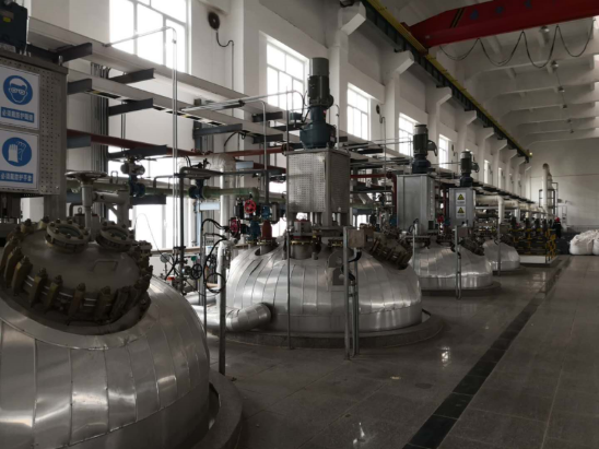 除氟藥劑生產(chǎn)倉儲